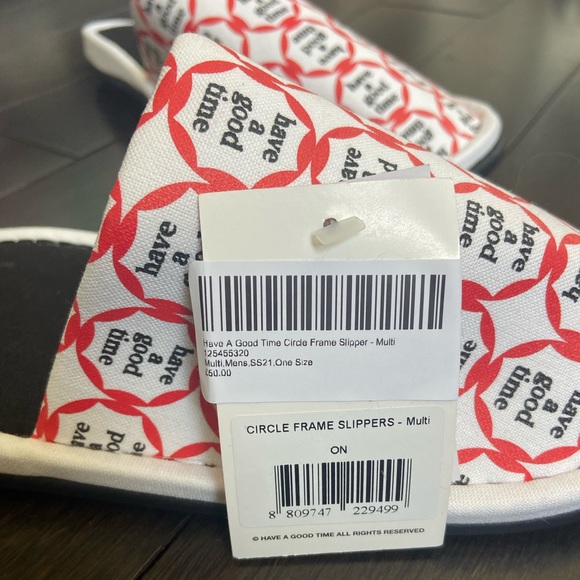 “Have a Good Time” slipper (NWT) (one size) - Picture 3 of 4